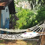 Casa de hóspedes Hobbit Evi Çıralı