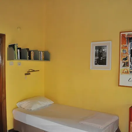 Hobbit Evi Çıralı